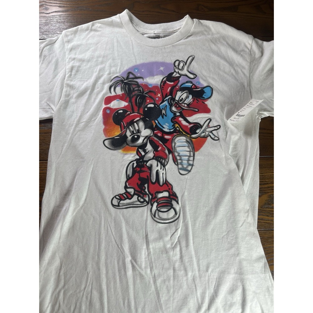 NEW Disney Men's Mickey Mouse & Donald Duck Airbrush Style Print T-Shirt Size M